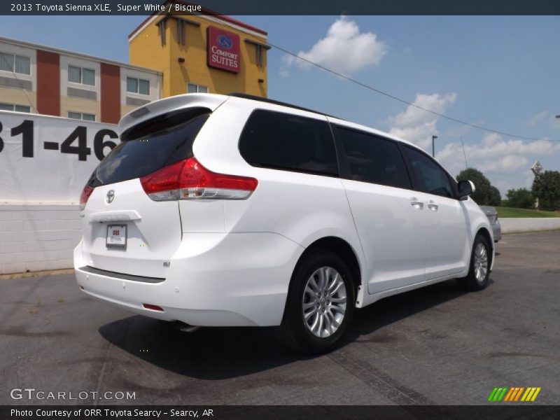 Super White / Bisque 2013 Toyota Sienna XLE