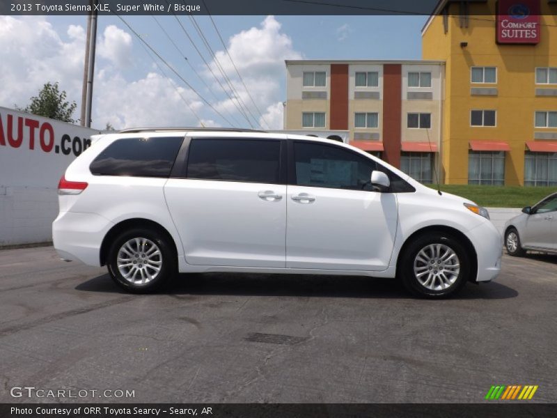 Super White / Bisque 2013 Toyota Sienna XLE