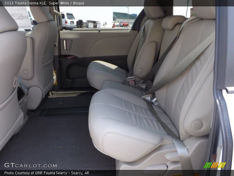 Super White / Bisque 2013 Toyota Sienna XLE