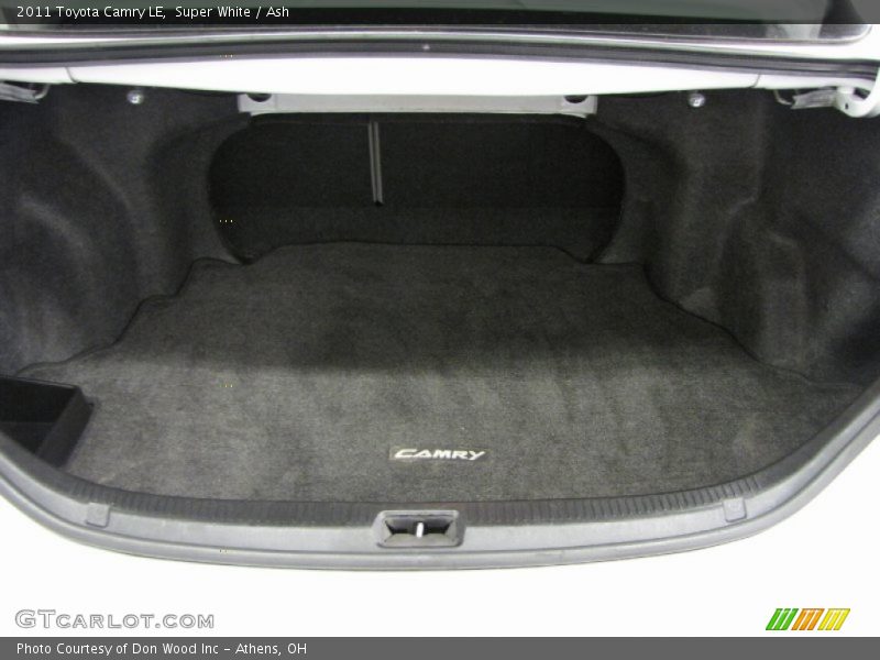 Super White / Ash 2011 Toyota Camry LE