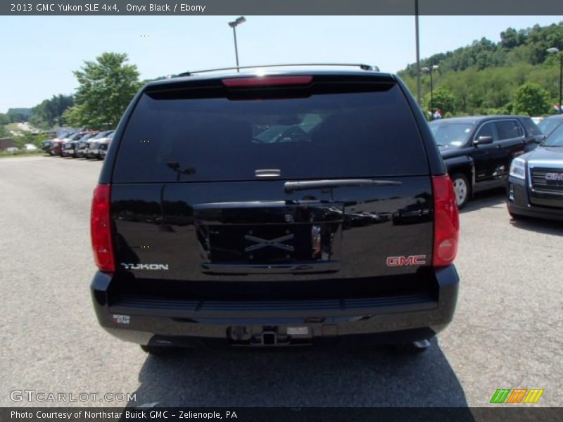 Onyx Black / Ebony 2013 GMC Yukon SLE 4x4