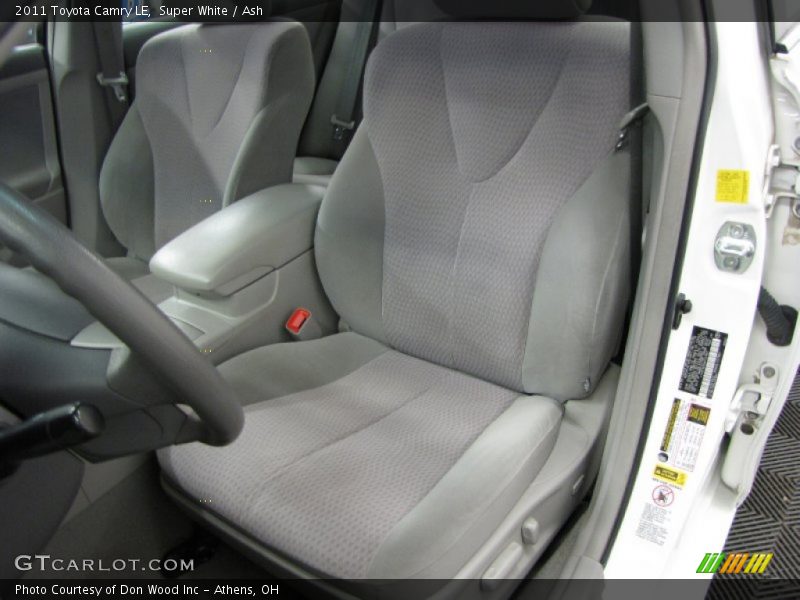 Super White / Ash 2011 Toyota Camry LE
