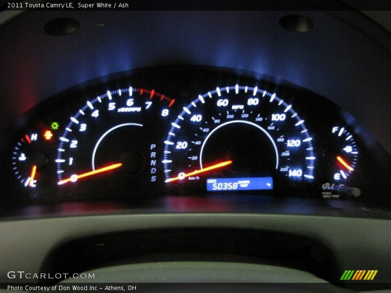Super White / Ash 2011 Toyota Camry LE