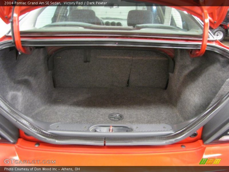 Victory Red / Dark Pewter 2004 Pontiac Grand Am SE Sedan