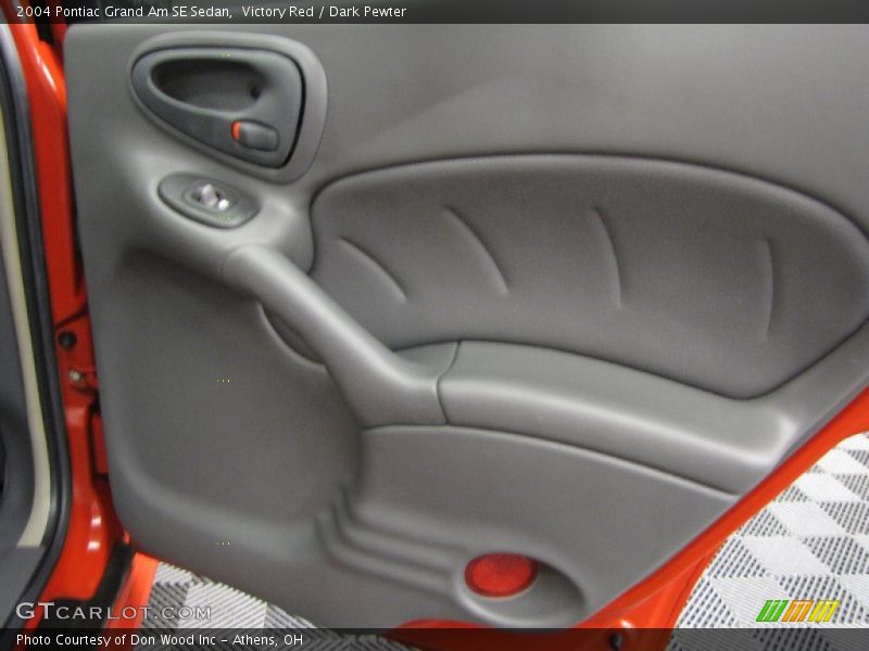 Victory Red / Dark Pewter 2004 Pontiac Grand Am SE Sedan