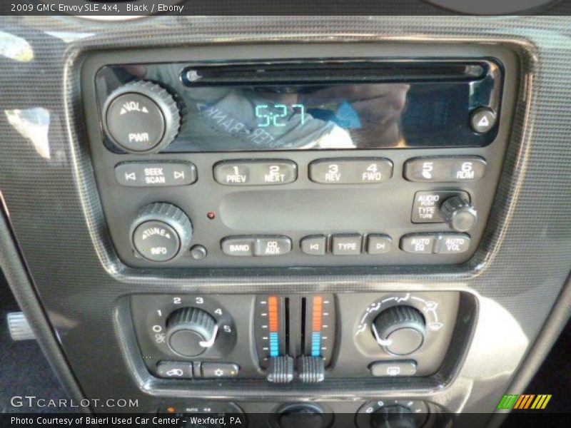 Black / Ebony 2009 GMC Envoy SLE 4x4
