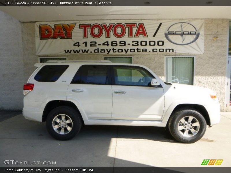 Blizzard White Pearl / Graphite 2013 Toyota 4Runner SR5 4x4