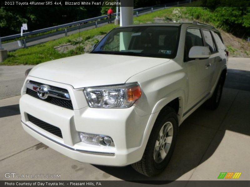 Blizzard White Pearl / Graphite 2013 Toyota 4Runner SR5 4x4