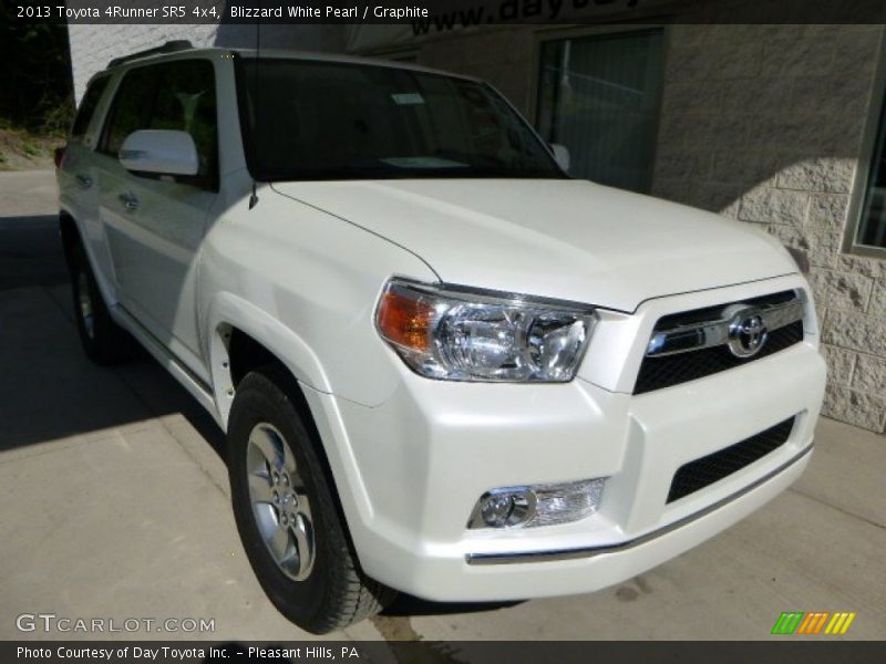 Blizzard White Pearl / Graphite 2013 Toyota 4Runner SR5 4x4