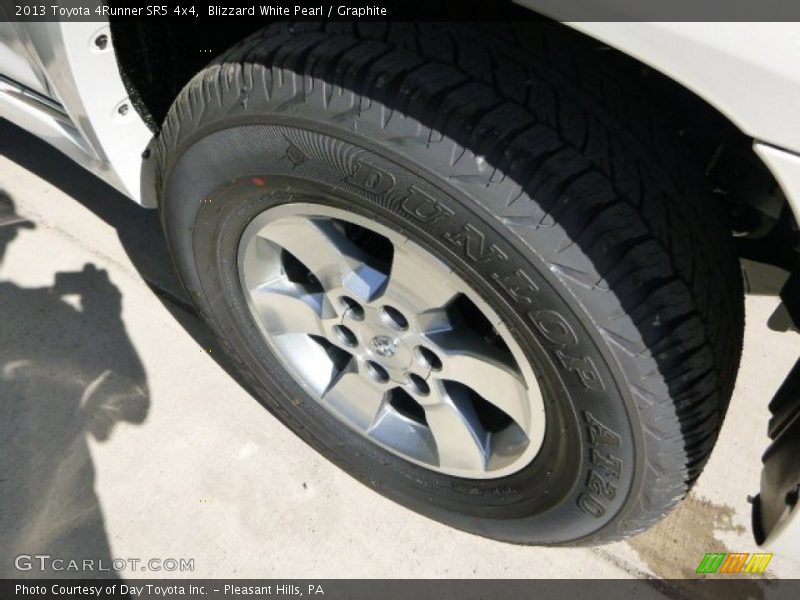 Blizzard White Pearl / Graphite 2013 Toyota 4Runner SR5 4x4