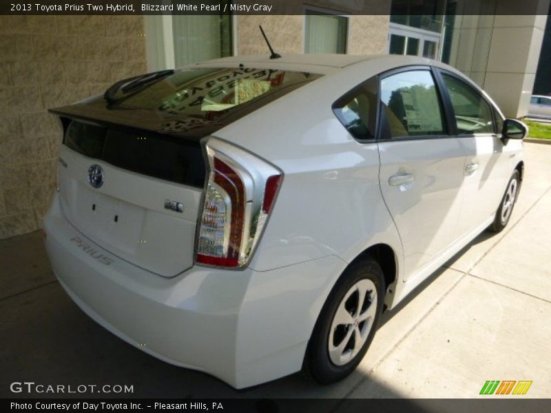 Blizzard White Pearl / Misty Gray 2013 Toyota Prius Two Hybrid