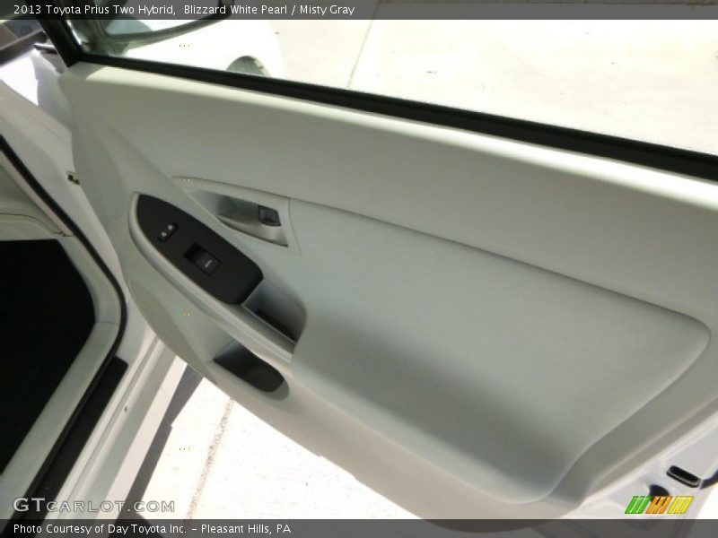 Blizzard White Pearl / Misty Gray 2013 Toyota Prius Two Hybrid