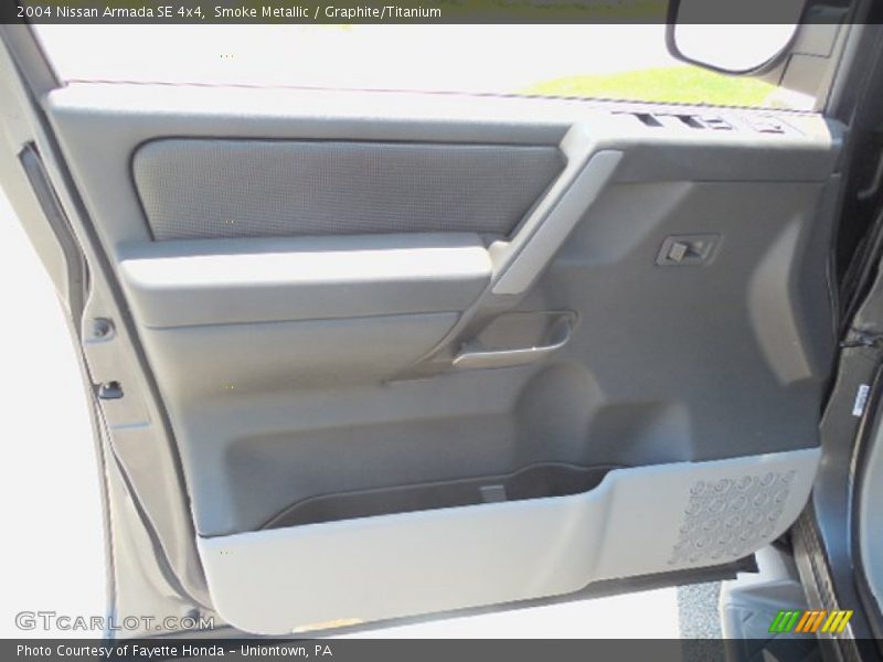 Smoke Metallic / Graphite/Titanium 2004 Nissan Armada SE 4x4