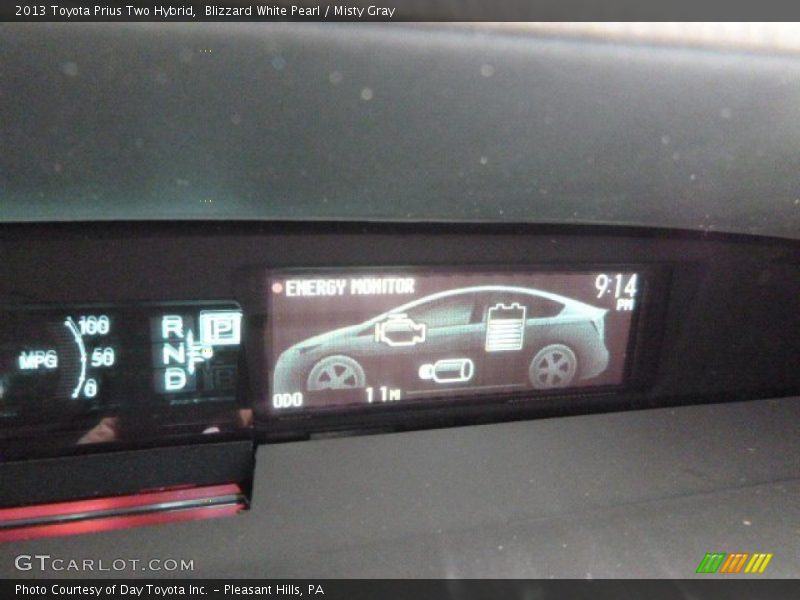 Blizzard White Pearl / Misty Gray 2013 Toyota Prius Two Hybrid