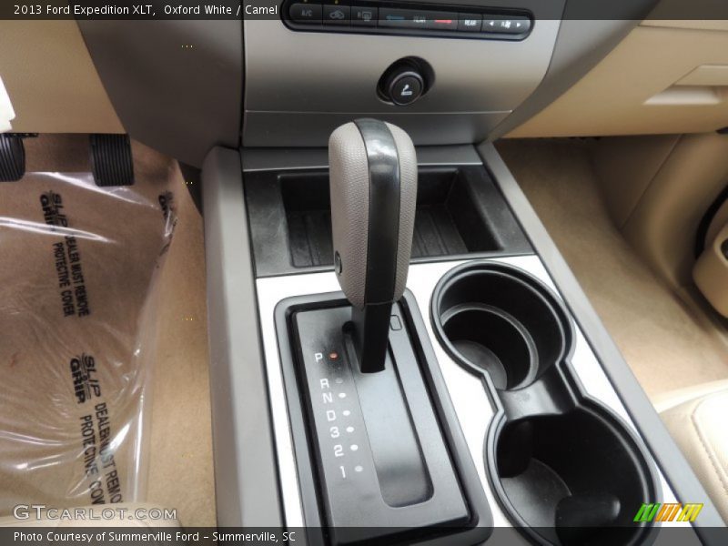 Oxford White / Camel 2013 Ford Expedition XLT