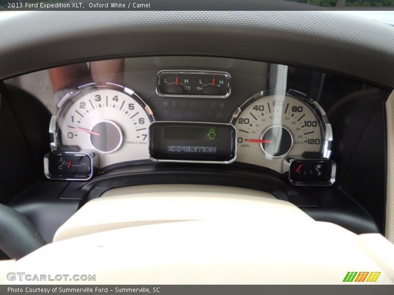 Oxford White / Camel 2013 Ford Expedition XLT