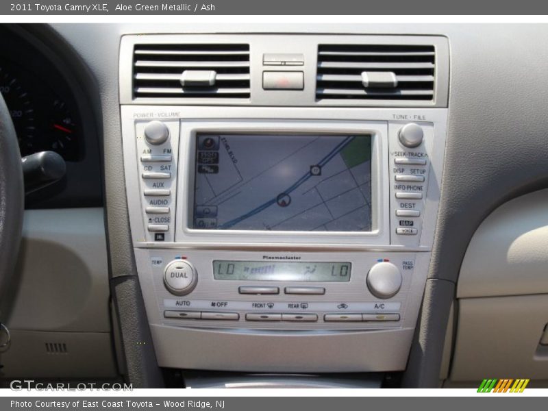Aloe Green Metallic / Ash 2011 Toyota Camry XLE