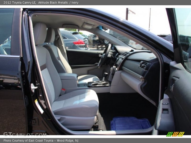 Attitude Black Metallic / Ivory 2012 Toyota Camry LE
