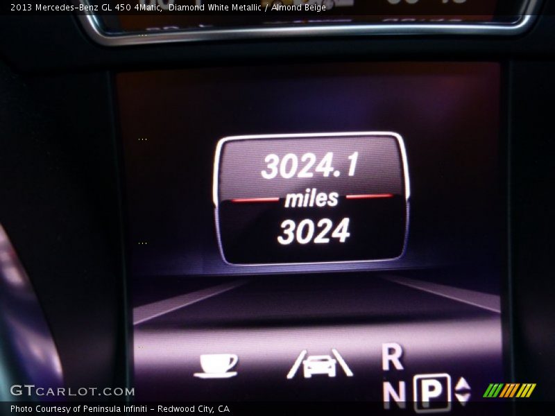 Diamond White Metallic / Almond Beige 2013 Mercedes-Benz GL 450 4Matic