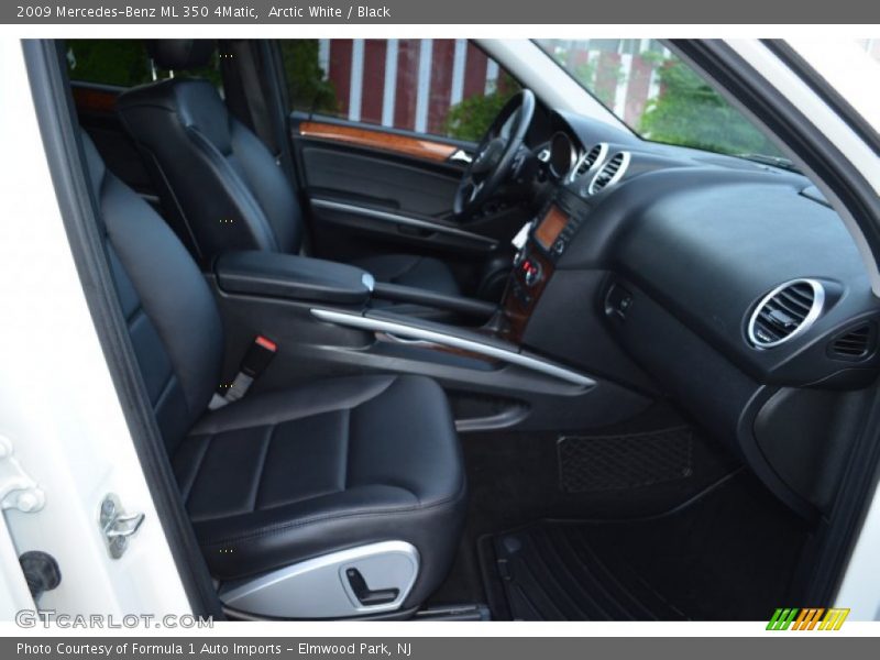Arctic White / Black 2009 Mercedes-Benz ML 350 4Matic