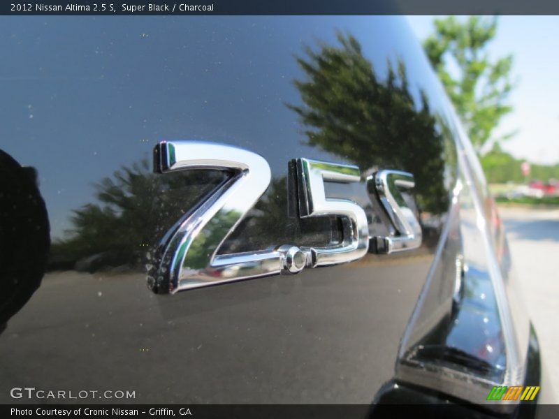 Super Black / Charcoal 2012 Nissan Altima 2.5 S