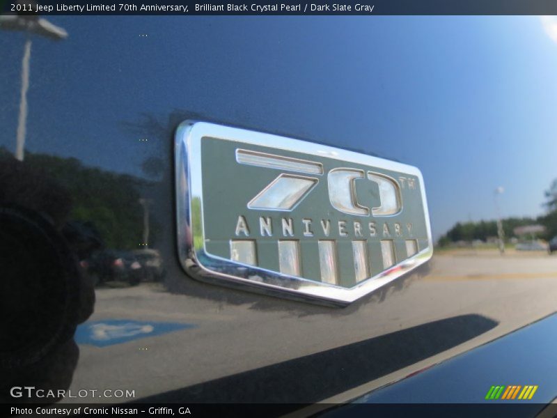 Brilliant Black Crystal Pearl / Dark Slate Gray 2011 Jeep Liberty Limited 70th Anniversary