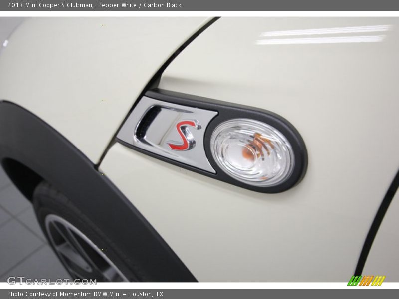Pepper White / Carbon Black 2013 Mini Cooper S Clubman
