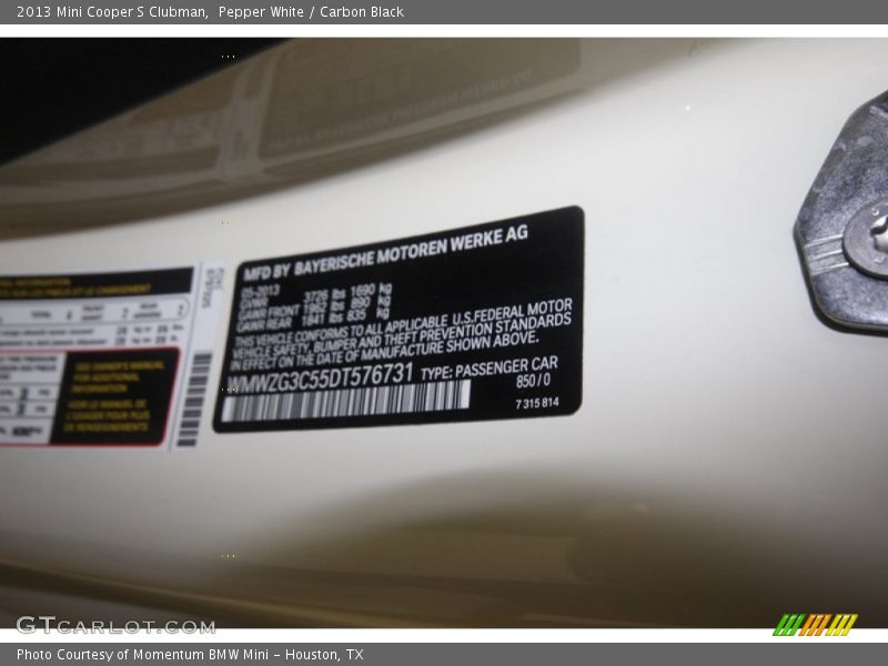 Pepper White / Carbon Black 2013 Mini Cooper S Clubman