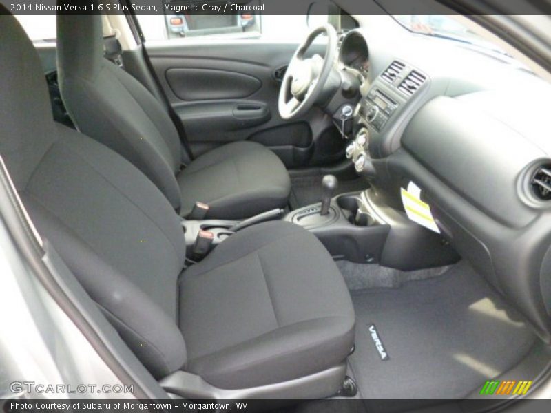  2014 Versa 1.6 S Plus Sedan Charcoal Interior