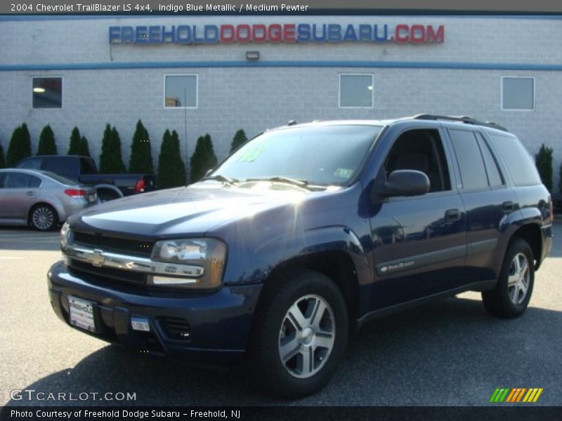 Indigo Blue Metallic / Medium Pewter 2004 Chevrolet TrailBlazer LS 4x4
