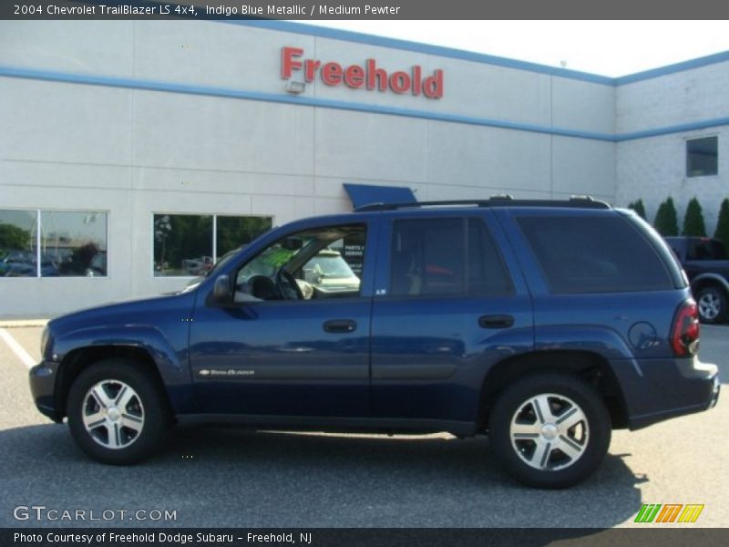 Indigo Blue Metallic / Medium Pewter 2004 Chevrolet TrailBlazer LS 4x4