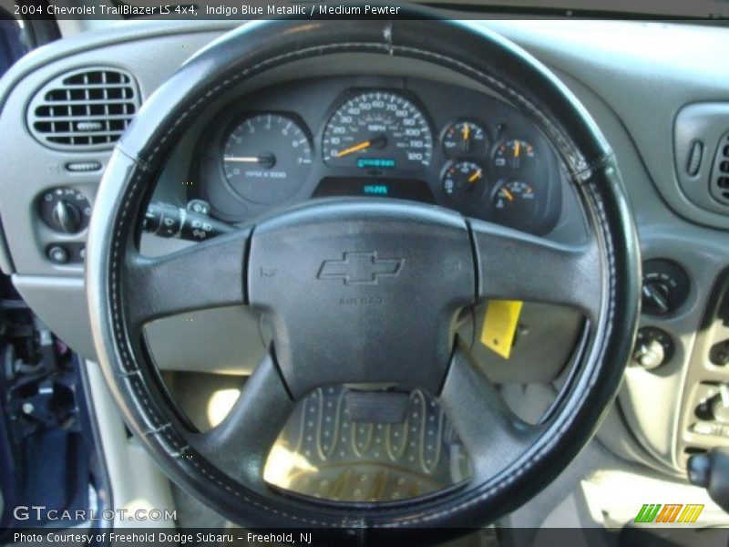 Indigo Blue Metallic / Medium Pewter 2004 Chevrolet TrailBlazer LS 4x4