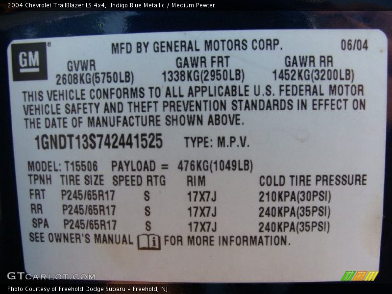 Indigo Blue Metallic / Medium Pewter 2004 Chevrolet TrailBlazer LS 4x4