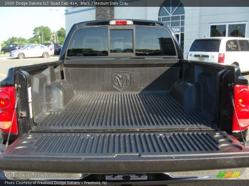 Black / Medium Slate Gray 2005 Dodge Dakota SLT Quad Cab 4x4