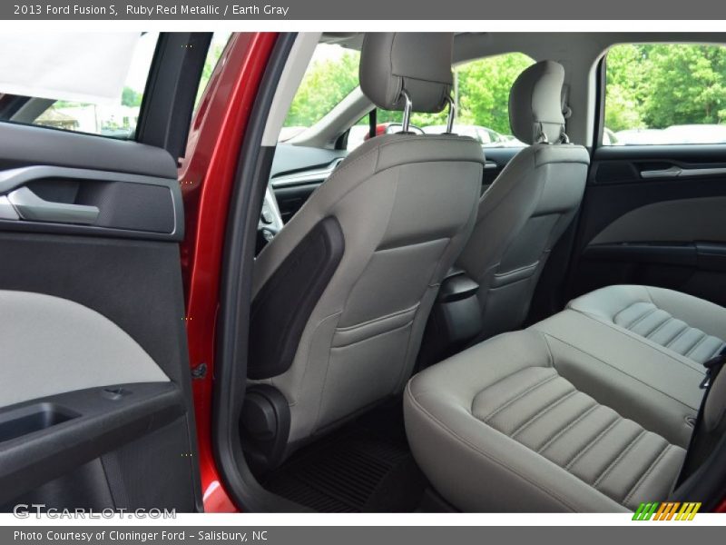 Ruby Red Metallic / Earth Gray 2013 Ford Fusion S