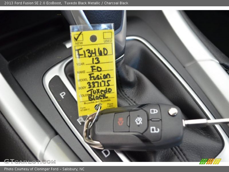 Tuxedo Black Metallic / Charcoal Black 2013 Ford Fusion SE 2.0 EcoBoost