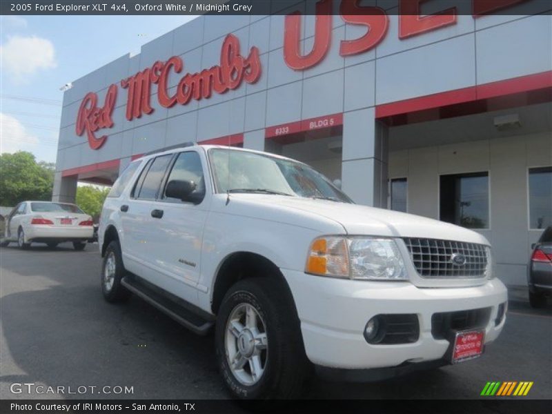 Oxford White / Midnight Grey 2005 Ford Explorer XLT 4x4