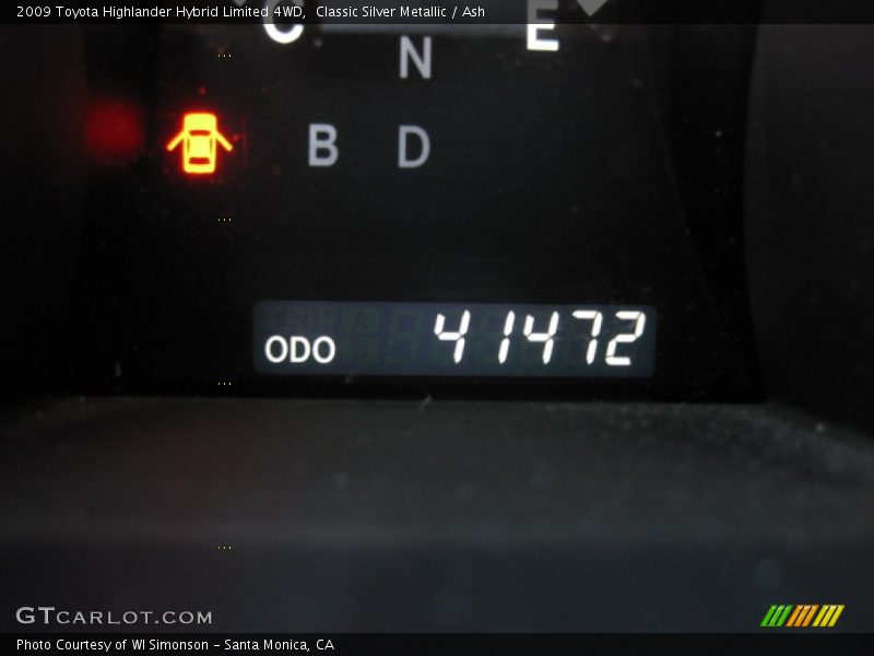 Classic Silver Metallic / Ash 2009 Toyota Highlander Hybrid Limited 4WD