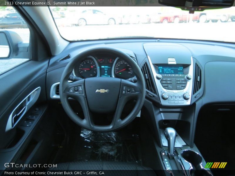 Summit White / Jet Black 2013 Chevrolet Equinox LS