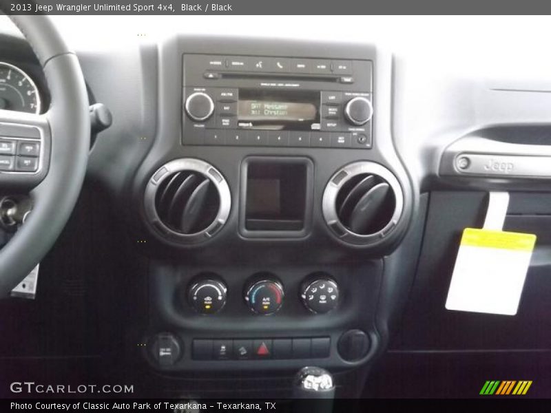 Black / Black 2013 Jeep Wrangler Unlimited Sport 4x4