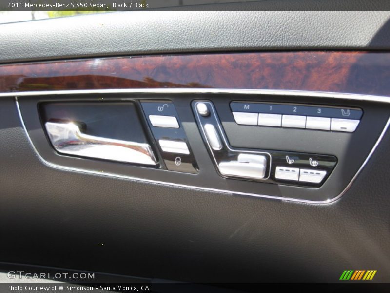 Black / Black 2011 Mercedes-Benz S 550 Sedan