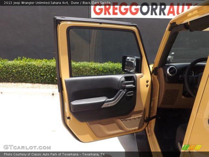 Dune / Black/Dark Saddle 2013 Jeep Wrangler Unlimited Sahara 4x4