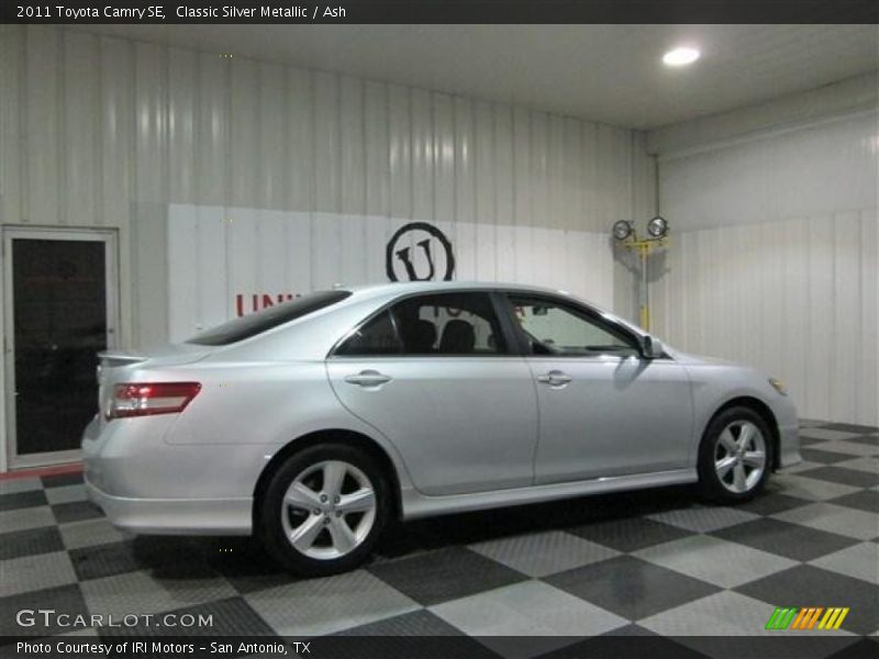 Classic Silver Metallic / Ash 2011 Toyota Camry SE