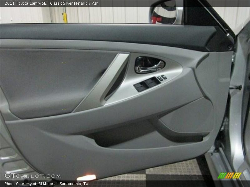 Classic Silver Metallic / Ash 2011 Toyota Camry SE