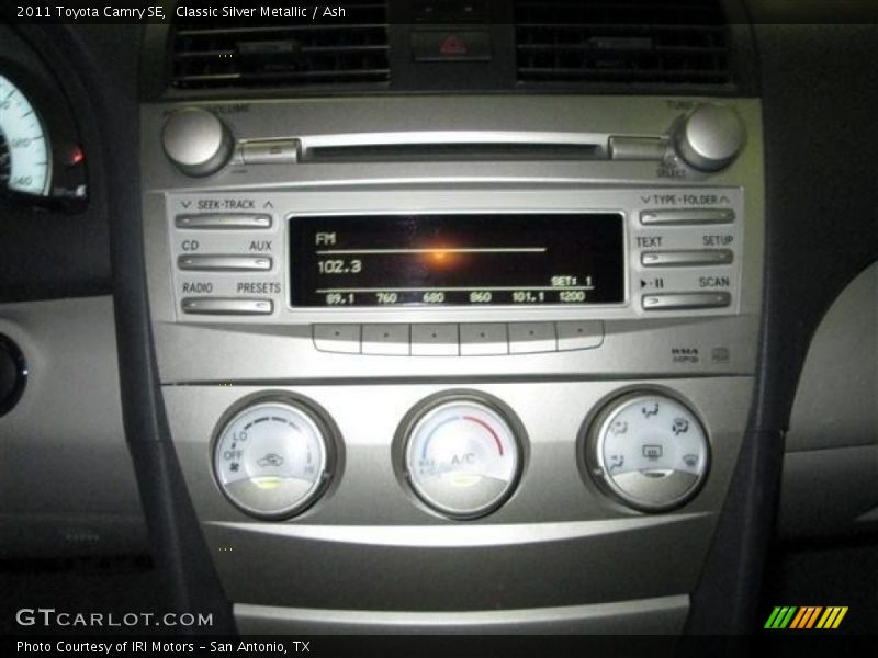 Classic Silver Metallic / Ash 2011 Toyota Camry SE