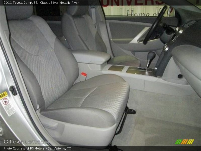 Classic Silver Metallic / Ash 2011 Toyota Camry SE