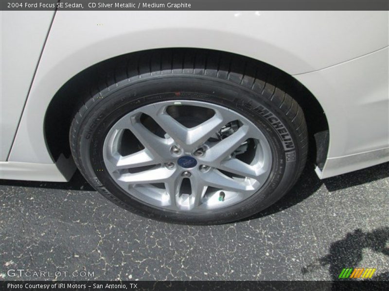 CD Silver Metallic / Medium Graphite 2004 Ford Focus SE Sedan