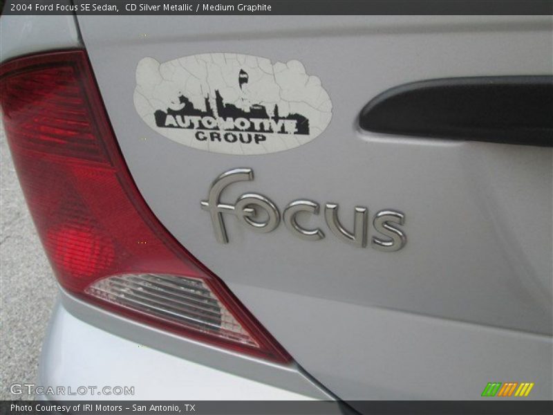 CD Silver Metallic / Medium Graphite 2004 Ford Focus SE Sedan