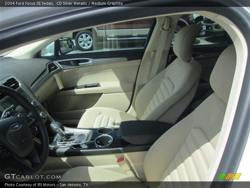 CD Silver Metallic / Medium Graphite 2004 Ford Focus SE Sedan