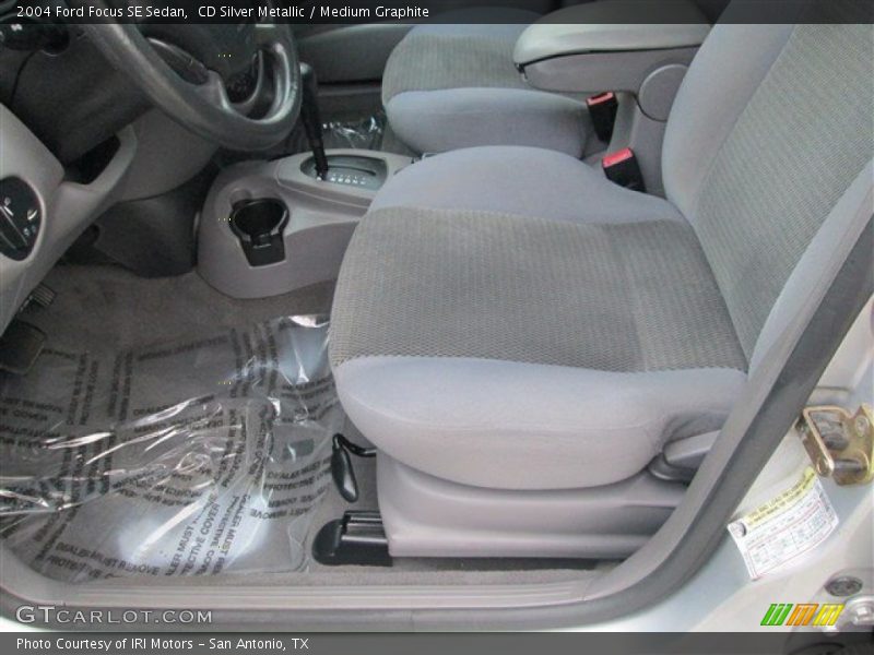 CD Silver Metallic / Medium Graphite 2004 Ford Focus SE Sedan